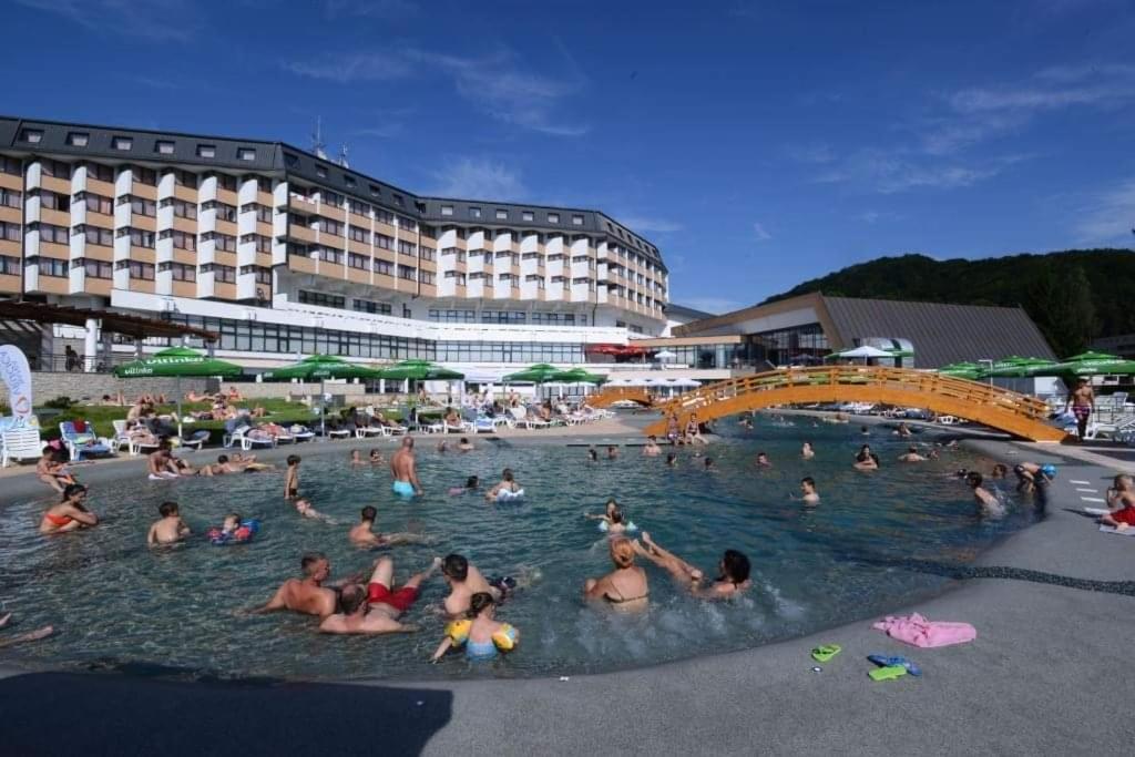 Apartmani Ramonda Teslić Exteriör bild