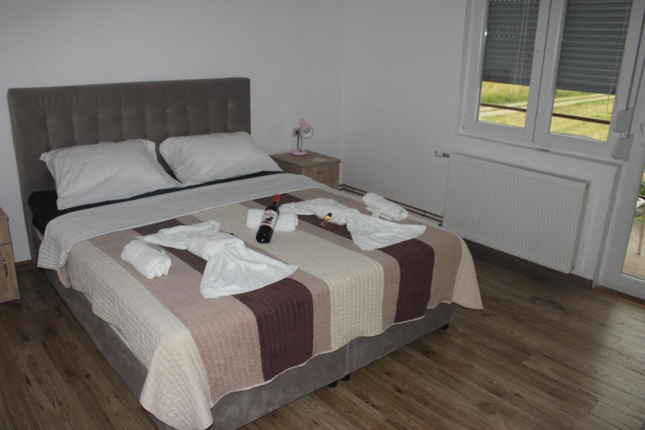 Apartmani Ramonda Teslić Exteriör bild